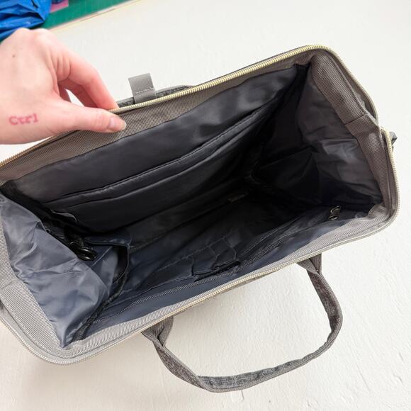 Lovevook Gray Quilted Laptop Backpack With USB Port - Picture 8 of 9